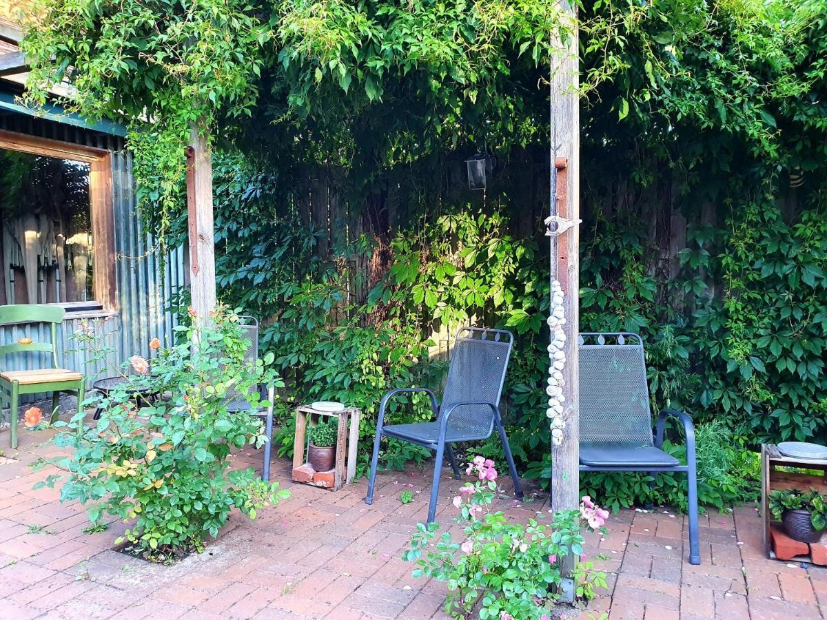 Bed and Breakfast Hochzeitsschmiede Gross Dratow Exterior foto